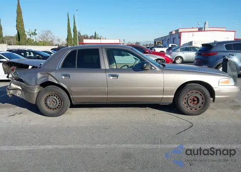 2005 Ford Crown Victoria Police z USA, uszkodzony, nr VIN 2FAFP71W15X172277